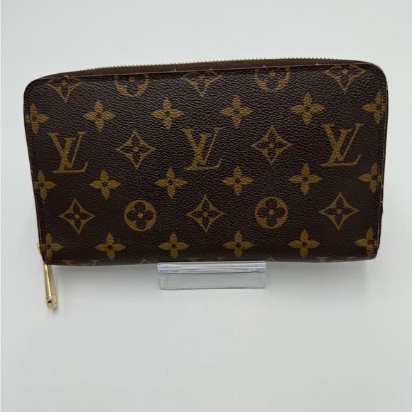 🚨SOLD🚨 Authentic Louis Vuitton Zippy Organizer Wallet - Picture 1 of 5